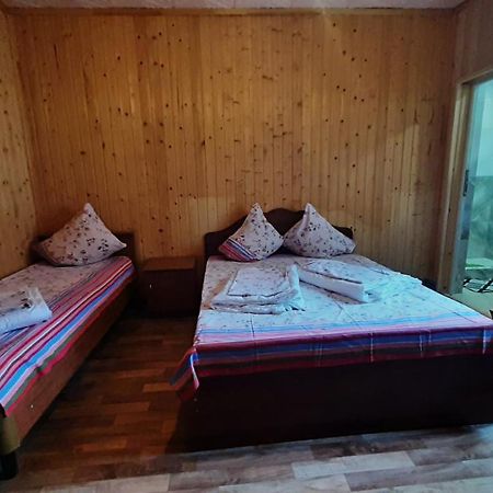 Zolotaya Buhta 10 Hotel Pizunda Ngoại thất bức ảnh