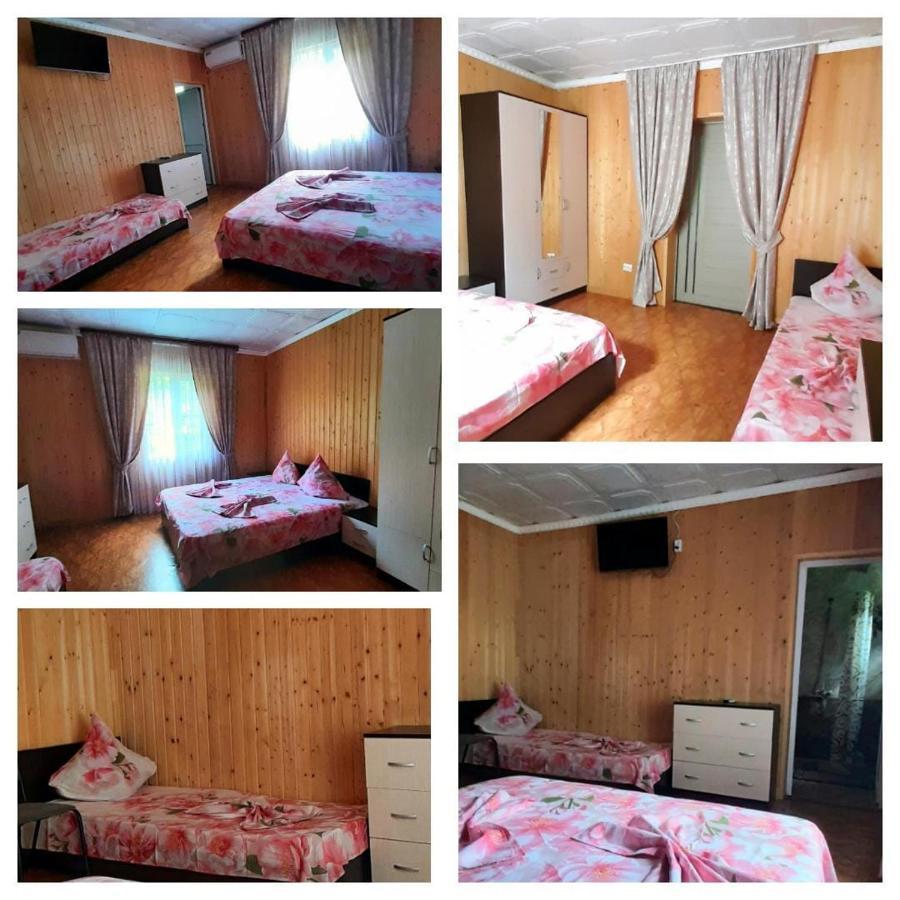 Zolotaya Buhta 10 Hotel Pizunda Ngoại thất bức ảnh
